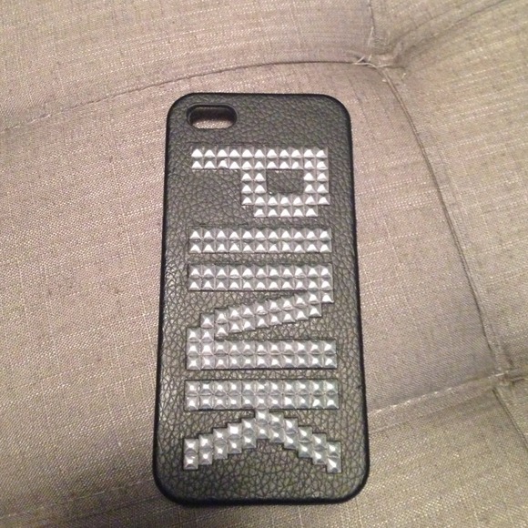 🚫SOLD ON Ⓜ️🚫Set of 2 VS PINK Iphone 5/5s Cases - Picture 3 of 3