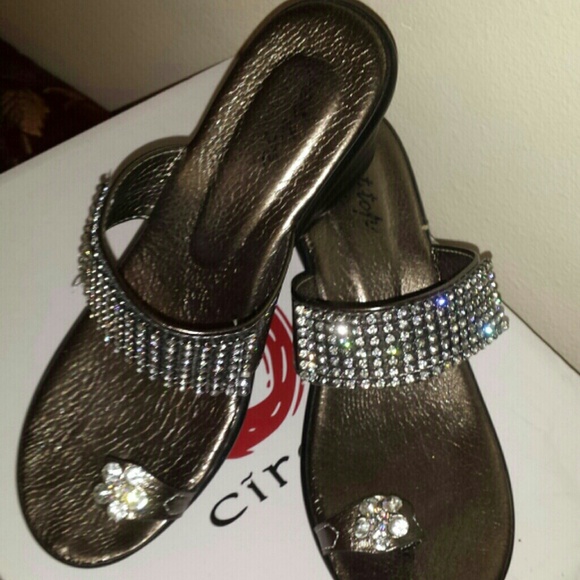 Very cute sandals with rhinestones
