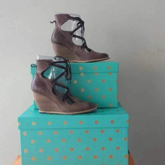 ******Reduced Sale -$5.00 **********