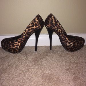 Leopard pattern stilettos.