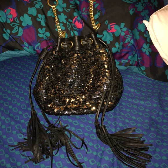 Black and gold fringe sequined purse