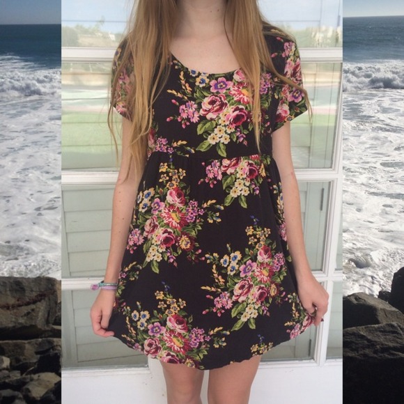 Floral Baby Doll Dress from American Apparel