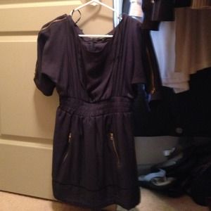 Forever 21 navy blue shirt with gold zippers