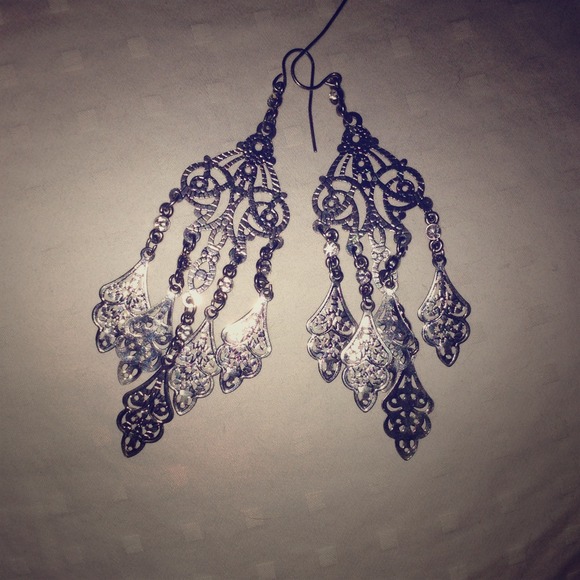 Silver earrings - Picture 1 of 2