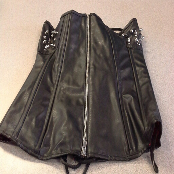 Boostier, corset