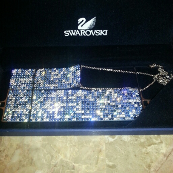 Authentic Swarovski Bracelet and Necklace Set - Picture 1 of 3
