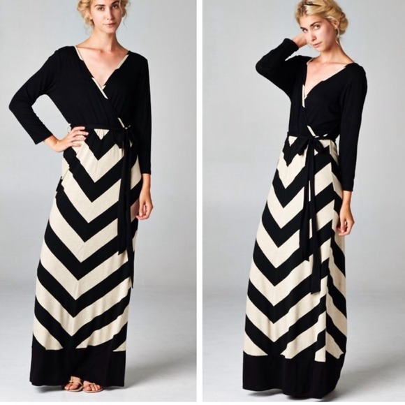 Dresses & Skirts - Chevron Maxi🎉Host Pick🎉
