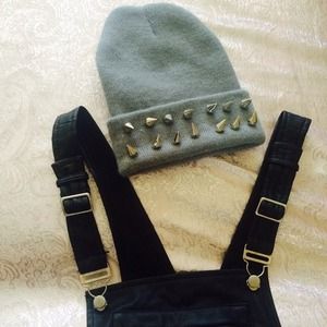 Spiked gray beanie