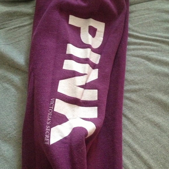 VS pink sweatpants
