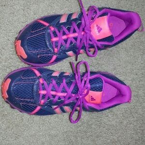 Running shoes