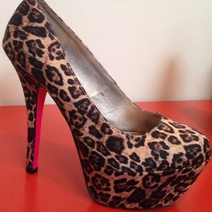 Leopard Print Heels!!