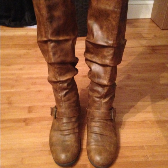 Leather boots