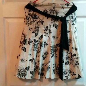 Beautiful print skirt