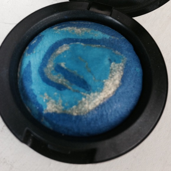 MAC Cosmetics Sky Mineral Eyeshadow - Picture 1 of 2