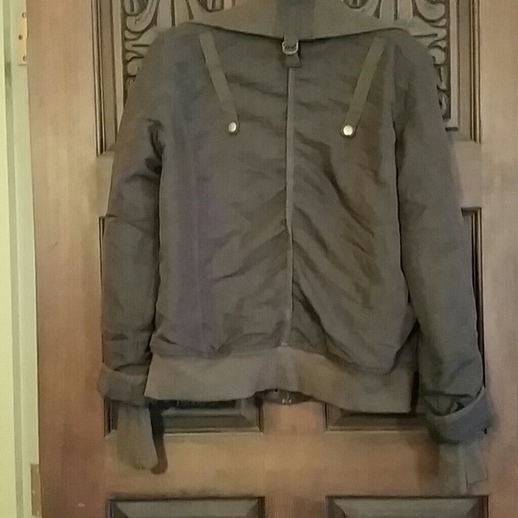 Brown Bomber Jacket! - Picture 3 of 3