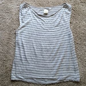 Sleeveless linen tank