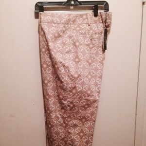 🌺🍂🍁 Pair of TALBOT Capri 2 pkt capri