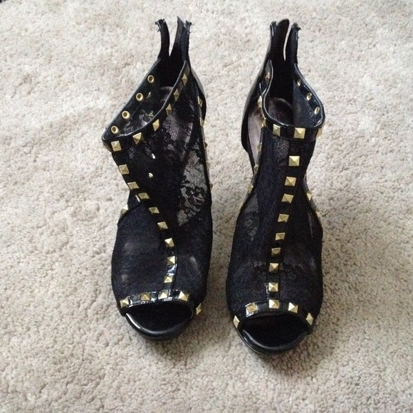 Black with gold high heels