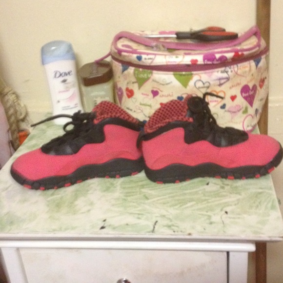 🚫SOLD🚫 Air Jordan's toddle size 9c - Picture 3 of 3