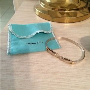 Tiffanys bracelet