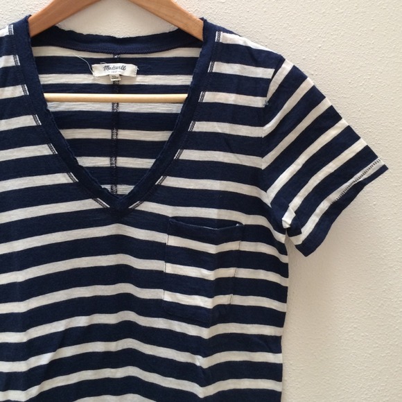Madewell Tops - Madewell V-Neck Pocket Tee in Stripe