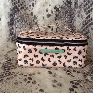 Marc by Marc Jacobs N.W.T. Makeup Case