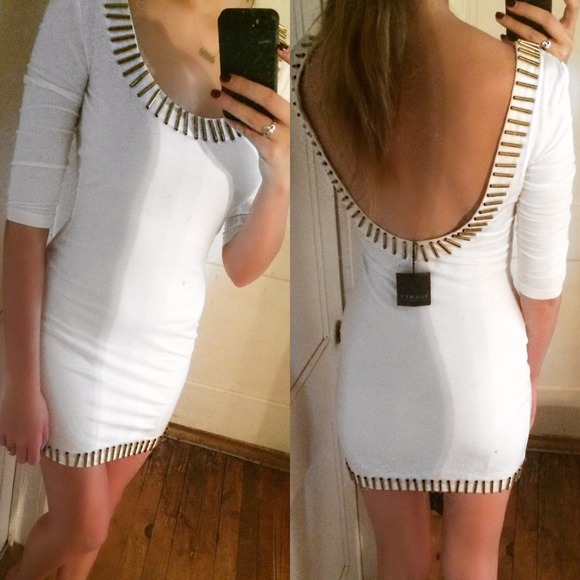 🎄🎄🎄 RESERVED 🎄🎄White dress with Gold beading