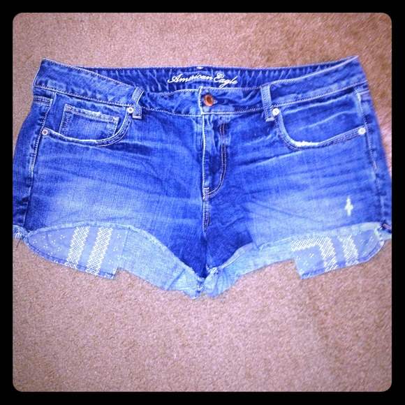 American Eagle Outfitters Denim - American Eagle cut off shorts