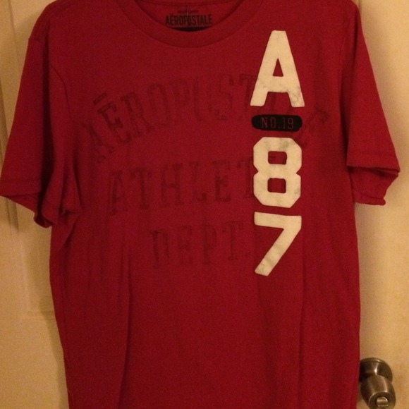Red Aeropostale boys tee shirt. NWT size L