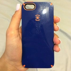 Speck iPhone 5/5s case