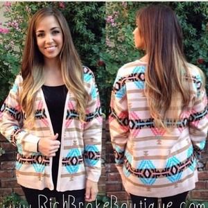 🚫SOLD🚫Aztec print cardigan. Oversized. NWT