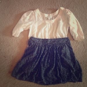Gap flowy skirt