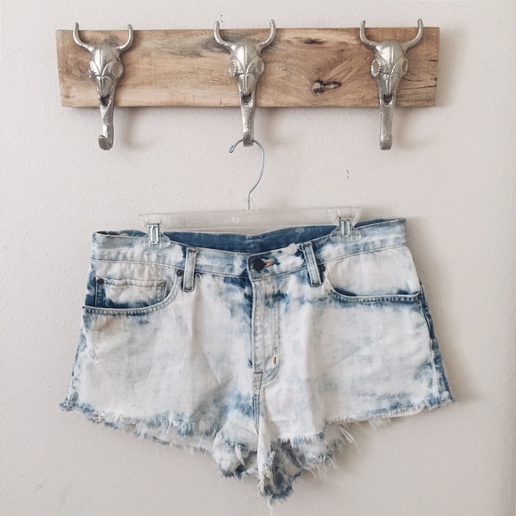 denim & supply // high waisted acid wash shorts