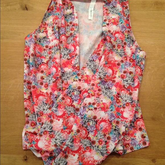 Lulu lemon "rollin with my omies" tank