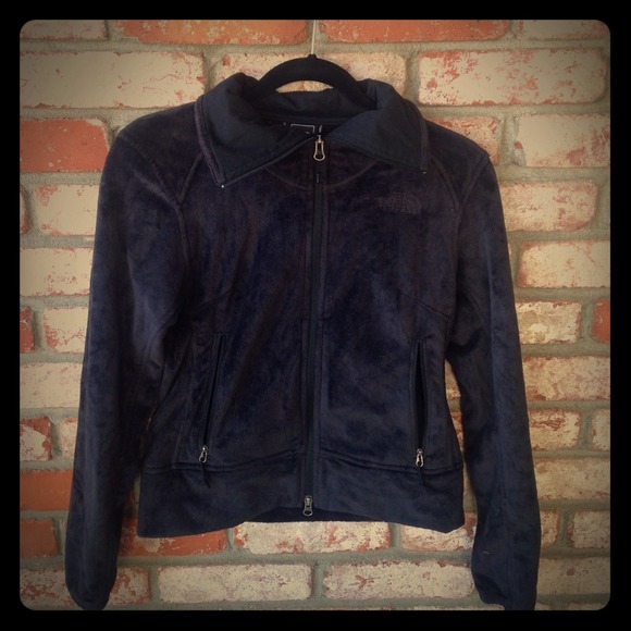 Black Fuzzy Northface!