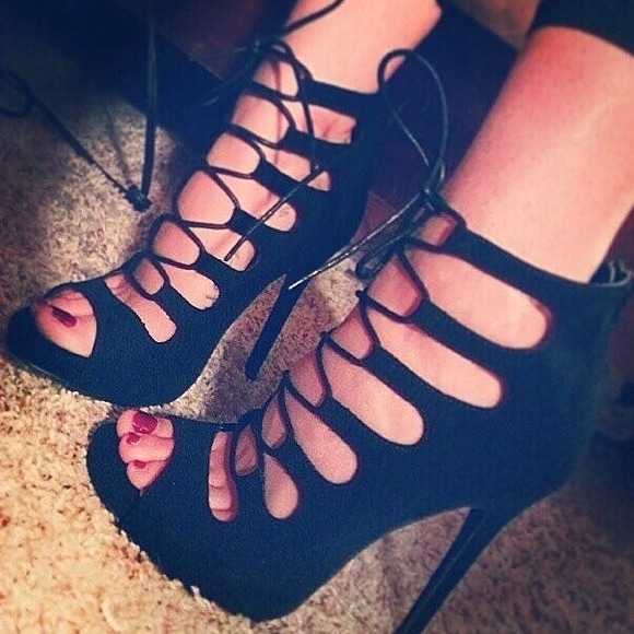 Lace Up Pumps