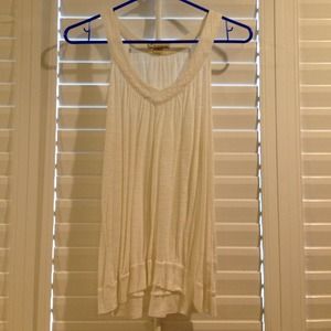 Loose V-neck tank top