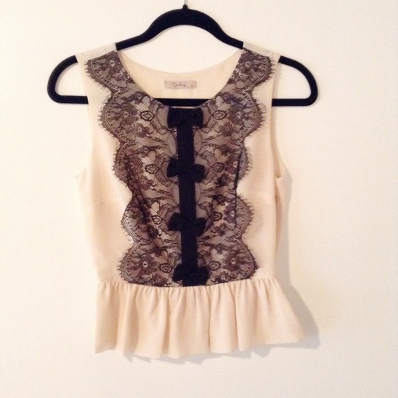 Darling Tops - Ivory Black Lace Sleeveless Top with Bows NWOT