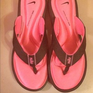 Nike thong sandals
