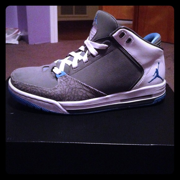 Jordan Shoes - 🎄WINTER SALE🎄Light Blue Jordan's