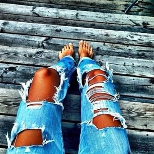 Ripped boyfriend jeans