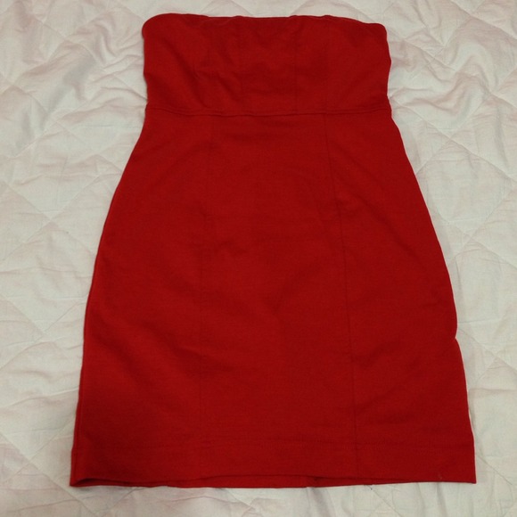 Red strapless mini-dress!!