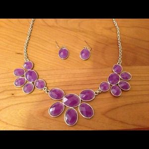 Purple/silver statement necklace & earrings.