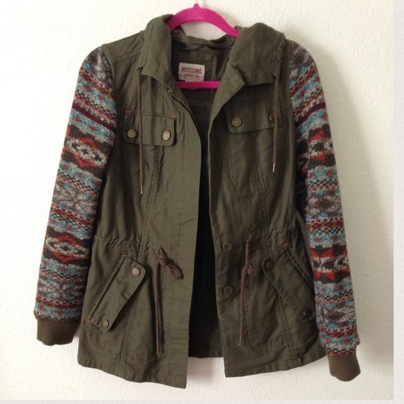 💔 SOLD💔 Aztec Sleeve Cargo Jacket