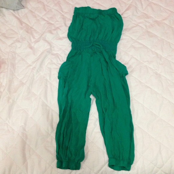 Green jumper!! - Picture 1 of 4