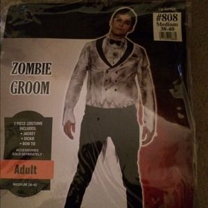 Costume mens zombie groom.