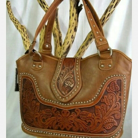 Montana West  Handbags - Montana West Genuine Leather Handbag