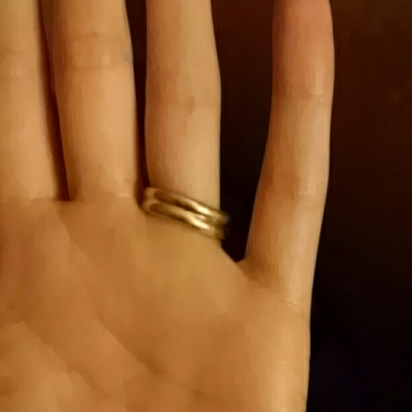 Ring - Picture 2 of 2