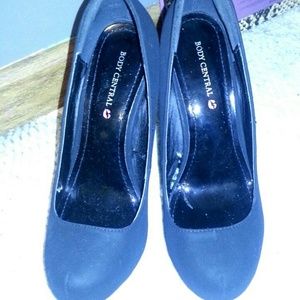 Black heels size 7 women's