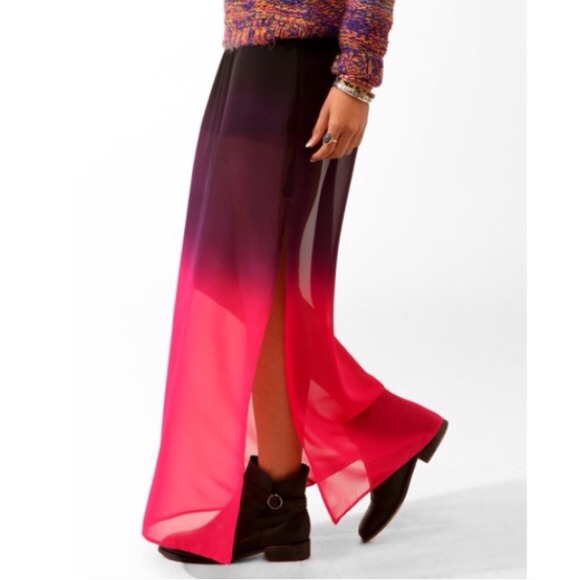Vince Camuto Dresses & Skirts - Vince Camuto Buenos Aires Ombre Maxi Skirt